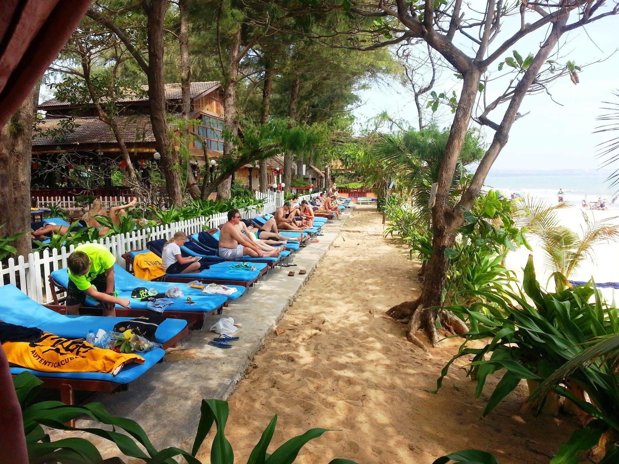 Vinh Suong Seaside Hotel And Resort Phan Thiet Exterior foto